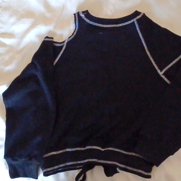 CHASER, Black, peekaboo shoulder, sweatshirt with draw string waist. SZ. S. - Picture 6 of 6